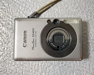 Canon Powershot SD400 Camera (with original box)