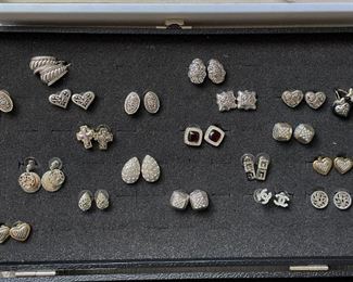 MAKE AN OFFER FOR ENTIRE LOT - Costume Jewelry - Earrings (these are *NOT* sterling silver)