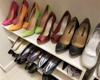 Most sizes are 7 1/2 medium