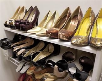 Most sizes are 7 1/2 medium