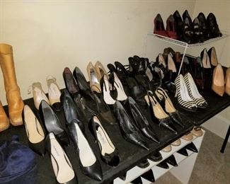 Most sizes are 7 1/2 medium