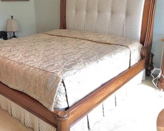 001 Hickory White King Bed