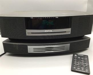 Bose Wave Music System with MultiCD Changer Attachment