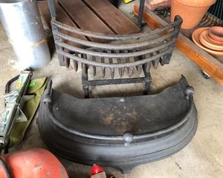 Cast iron fireplace grate