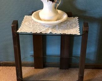 Glass side table dimensions: 20" x 13" 21.5"