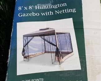 Huntington Gazebo with Netting