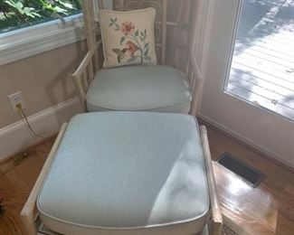 This is a decorative bamboo chair with matching ottoman. It comes with a throw pillow with a humming bird theme. The chair is in great shape and so is the ottoman. Chair: 22x26x45 Ottoman: 26x28x18 https://ctbids.com/#!/description/share/949918
