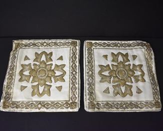 2 Pillow Covers / Shams