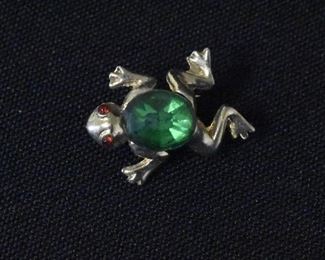 Frog Brooch with Green Shell & Red Eyes