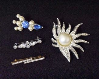 4 Rhinestone Brooches / Pins