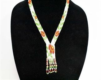 Floral Pattern Beaded Necklace
