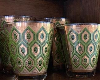 Set 6 Culver green and gold bar glasses $60