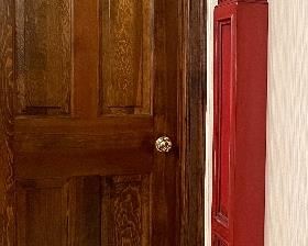 Item 14:  Low Profile Vintage Floor Clock - 80": $225