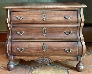 Item 120:  Child's Chest - 19.75"l x 12"w x 15.75"h: $45