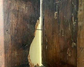 detail - please note cracked wood