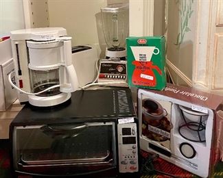 Assorted Kitchenware Items!  Don't delay - Make an appointment today!  Sign-up in the details & description section.