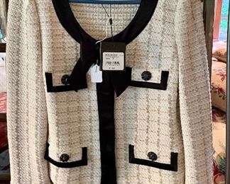 Item 543:  St. John Blazer (size 8 - NWT):  $495