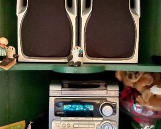 Item 364:  Aiwa CX-NA 303 Stereo & Speakers:  $95