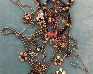 Item 442:  Bag 17: Lot of Beaded Necklaces: $10