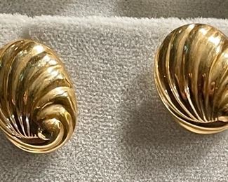 Item 462:  14K Gold Earrings: