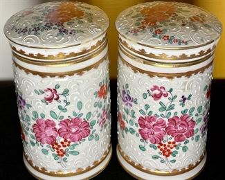 Item 556:  Samson Paris Porcelain Canisters Late 19th Century - 6.25":  $145/Pair