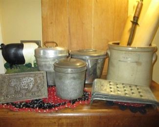 kitchen tin items