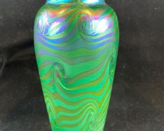 Durand Emerald Green Vase