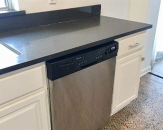 Whirlpool Dishwasher