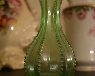 Fenton Glass Green Vase with Beaded Melon Line pattern