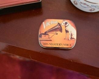 Collectors Tin for Victor's "The Master Voice" Phonograph Needles