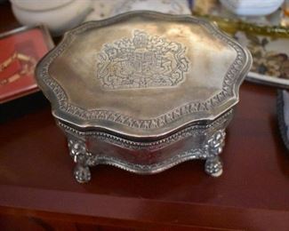 Beautiful Silver plated Dresser Box with scalloped edging and Lions Head with Paw Feet.