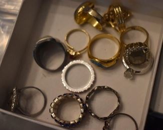 Beautiful Vintage Jewelry - Rings