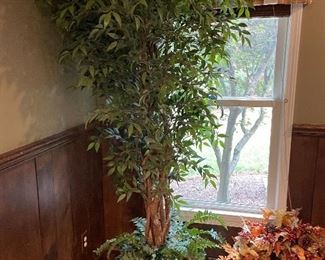 Faux tree and arrangements