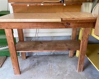 Workbench measures 51 in by 25 in by 44 inches. https://ctbids.com/#!/description/share/953482