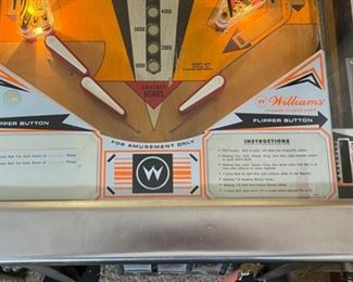 1974 Williams Lucky Ace Pinball Machine Vintage Original Pin Ball 71x24.5x53in HxWxD