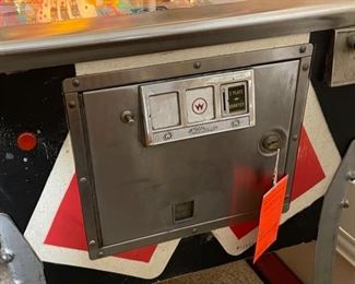 1974 Williams Lucky Ace Pinball Machine Vintage Original Pin Ball 71x24.5x53in HxWxD