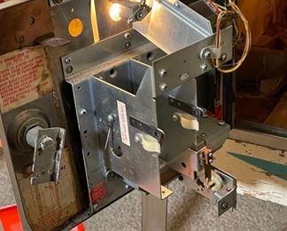 1967 Williams Lunar Shot Pinball Machine Vintage Original Pin Ball 69x24.5x55in HxWxD