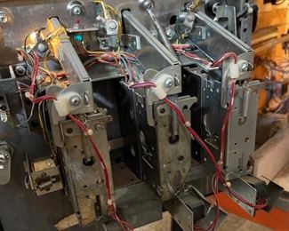 1979 Bally KISS Pinball Machine Vintage Original Pin Ball 69.5in x 30.5x55in HxWxD