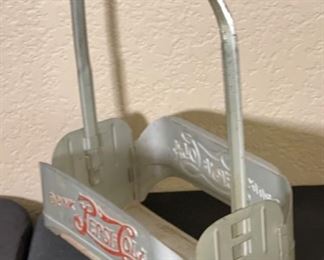 1950s Pepsi Cola Metal 6-Pack Bottle Carrier 11x8.5x5.5in HxWxD