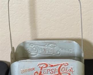 1950s Pepsi Cola Metal 6-Pack Bottle Carrier 11x8.5x5.5in HxWxD