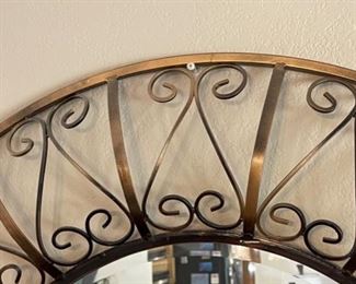 Lg Metal Frame Mirror Round