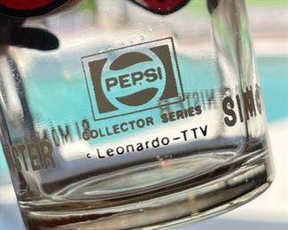 2pc 1970s Pepsi Leonard TTV Glasses Collector Series Underdog 6.25in H x 3in diameter