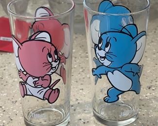 2pc 1970s Pepsi MGM Glasses Collector Series Tom & Jerry 6.25in H x 3in diameter