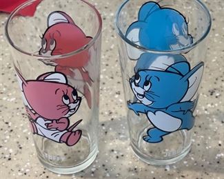 2pc 1970s Pepsi MGM Glasses Collector Series Tom & Jerry 6.25in H x 3in diameter