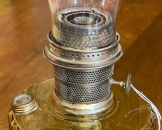 Aladdin Corinthian Kerosene Oil Lamp 24in H