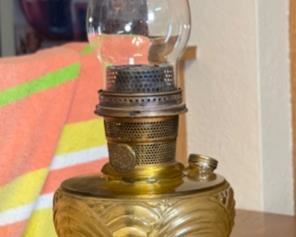 Aladdin Washington Drape Kerosene Oil Lamp 22in H