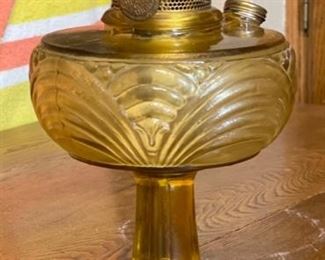 Aladdin Washington Drape Kerosene Oil Lamp 22in H