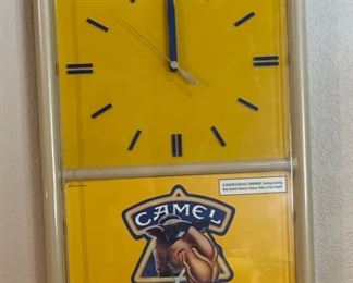 Camel Smooth Character Clock 20x14in