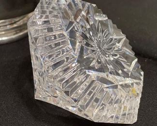 Waterford Crystal Diamond Paperweight 2.5x3.5x3.5in HxWxD