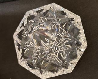 Waterford Crystal Diamond Paperweight 2.5x3.5x3.5in HxWxD